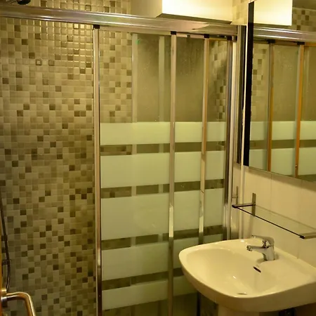 O Fogar De Teodomiro Pensionat 2*